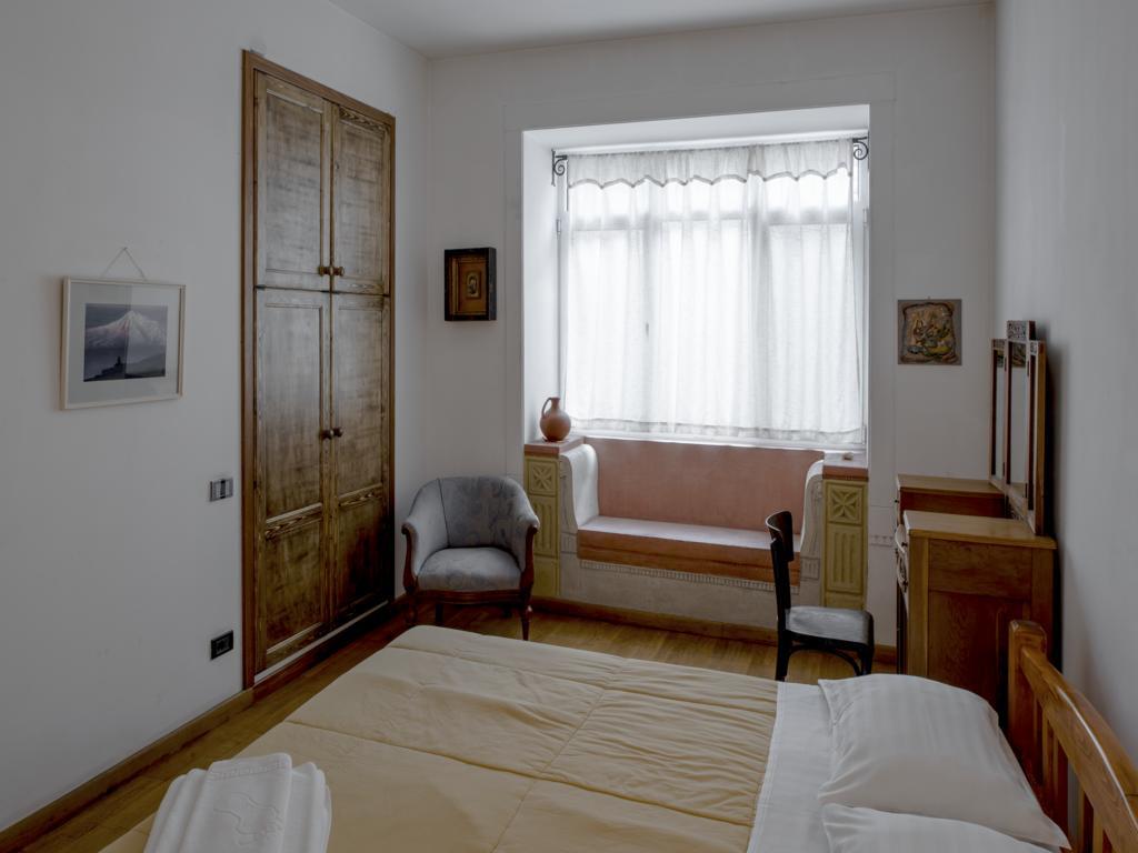 Villa Ayghedzor Jerevan Exteriör bild