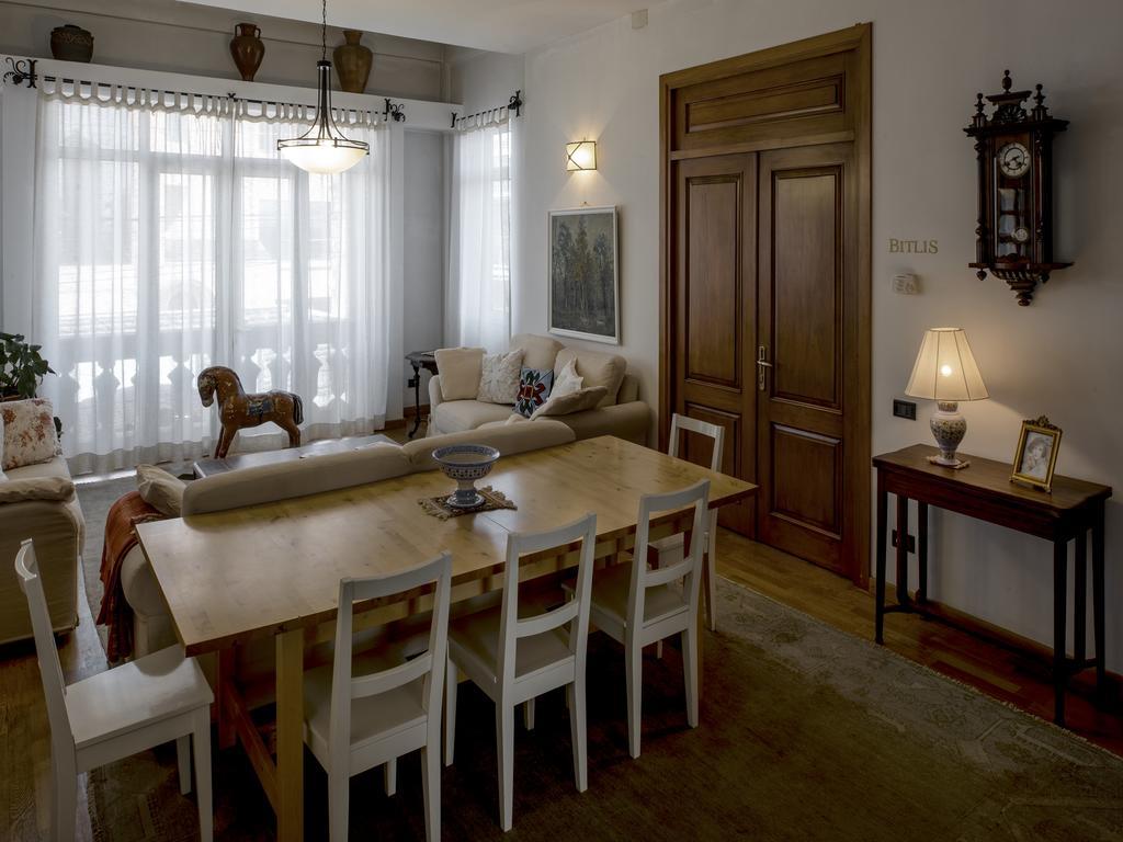 Villa Ayghedzor Jerevan Exteriör bild