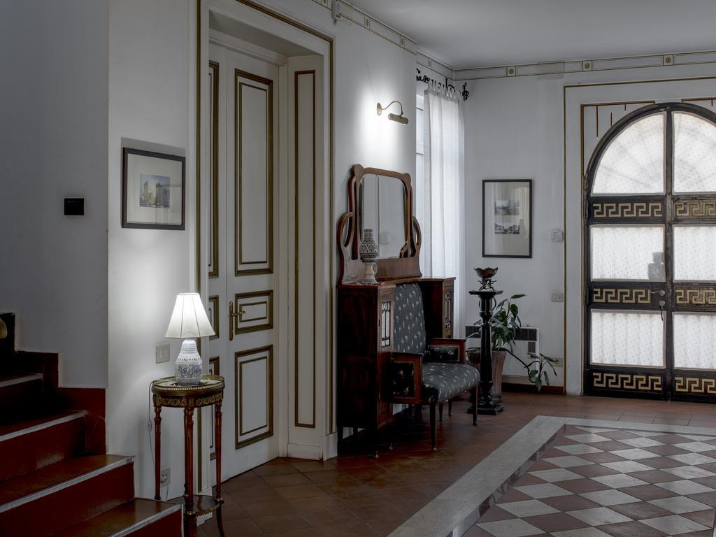 Villa Ayghedzor Jerevan Exteriör bild